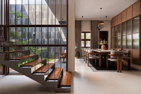HOUSE OF LAYERS